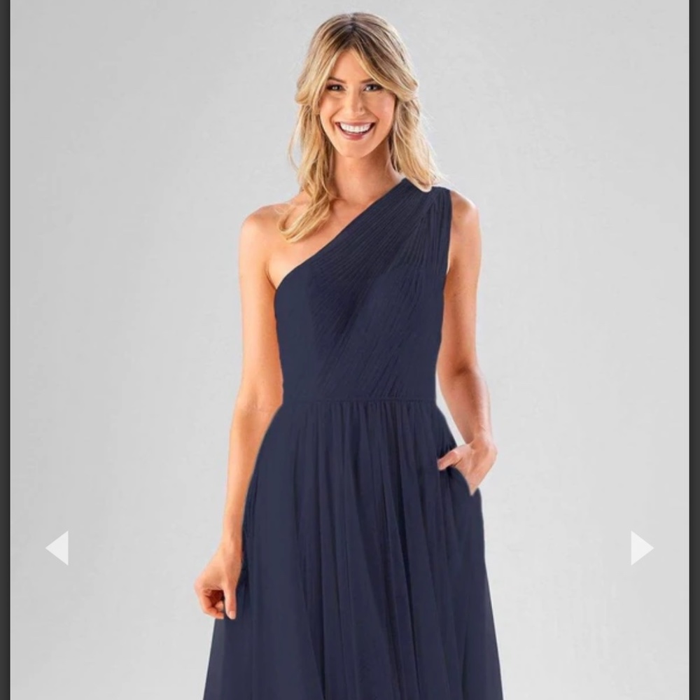 Navy Blue Formal/Bridesmaid Dress (Size 16)